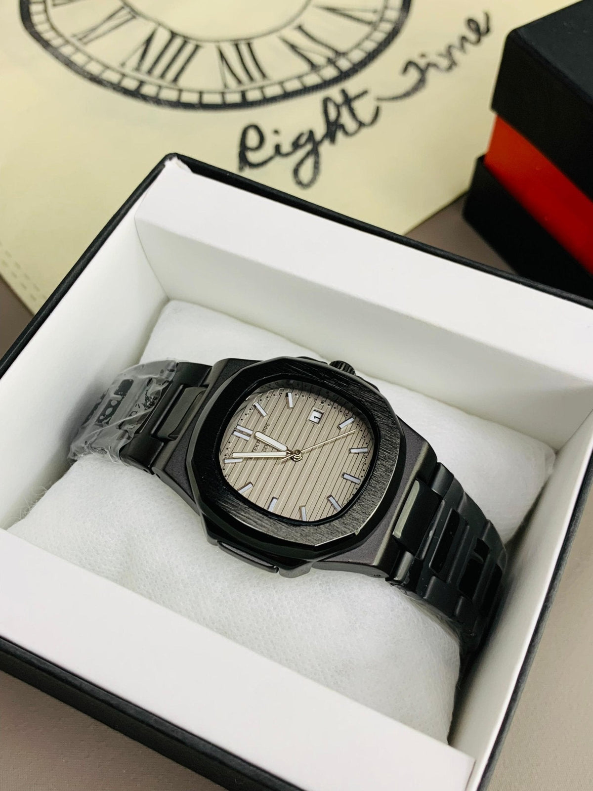 PP Nautilus| Black Grey - RIGHT TIME